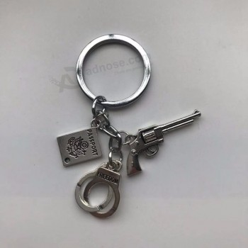 wusqwsc 2019新款警察卡片钥匙扣手铐钥匙挂件枪钥匙扣黑帮的噩梦正义