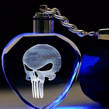 light Up punisher LED cráneo logo esqueleto máscara de película moda llaveros personalizados cráneo fresco Llaveros para regalo de hombre zdsp