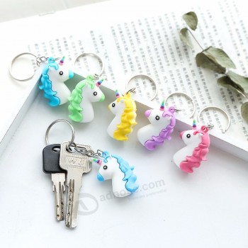 뜨거운 판매 귀여운 유니콘 개인 열쇠 고리 동물 PVC 열쇠 고리 여성 가방 매력 키 링 펜던트 선물 높은 품질