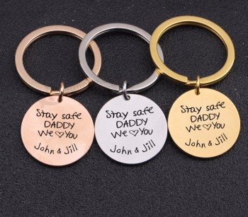 name customized engraved stay safe daddy We love You Key chains gifts To father's Day Dad And chidren keys holder personalized keychains keytag