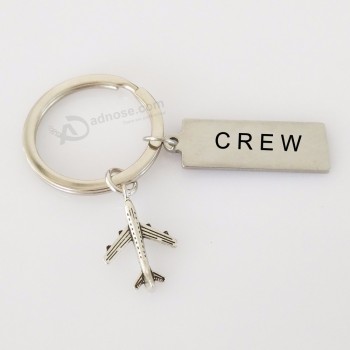 Creative Crew Letter Llaveros personalizados para llaveros de motocicletas Etiqueta de equipaje con avión Colgante Tripulación Llavero Llavero Joyería de moda