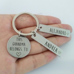 Personalized Custom Name Key Chain This Grandpa/Grandma Belongs to Letter Charm Keyring for Family Grandparents Keychain Gift