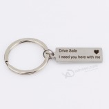 groothandel aangepaste belettering charme gegraveerde sleutelhanger gepersonaliseerde sleutelhangers