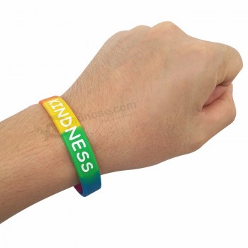 benutzerdefinierte Tinte gefüllt Logo Freundlichkeit Männer Silikon-Armband für Event