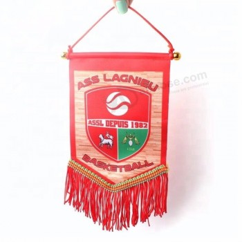 impresión de transferencia de sublimación personalizada logotipo del club deportivo satinado colgando banderas del banderín del coche con borlas
