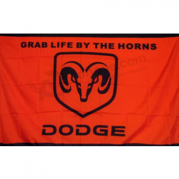 Dodge-Ausstellungsflagge im Freien Dodge-Werbebanner