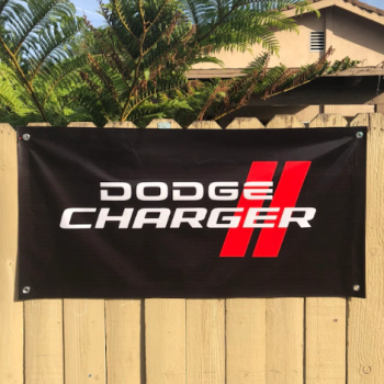 bandera publicitaria del logotipo de Dodge al aire libre