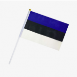 poliéster mini estonia bandera mano temblorosa