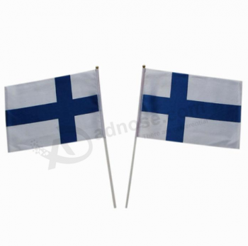 Vendita all'ingrosso di bandiera di mini finlandia che agita a mano in poliestere