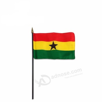 Alle Land internationale Ghana Hand wehende Flaggen