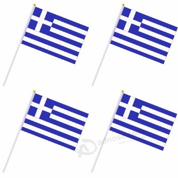 декорации двора и открытый чемпионат мира по футболу красивый двойной флаг Греции