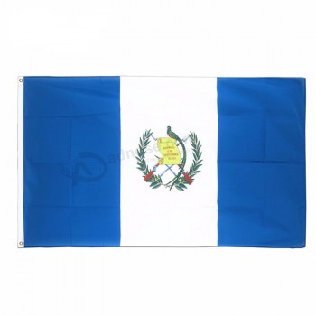 세계의 국가 과테말라 깃발 관례, 관례 3x5 깃발