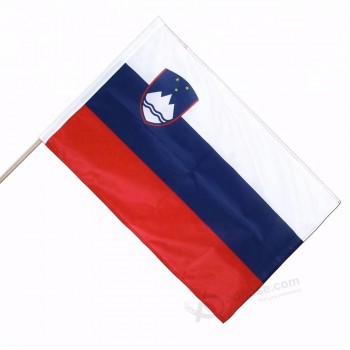 専門の旗の工場直接作る信頼できる上の熱い販売の棒が付いている安い注文の手を振る旗
