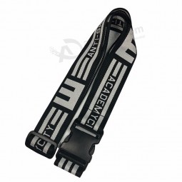 Maßgeschneiderte modische Koffergurte aus 100% schwarzem Polyester, niedlich gewebte Logo-Gepäckgurte
