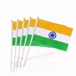 14 * 21cm 20 * 30cm indische Indien-Handstockwellenartig bewegende Markierungsfahnen