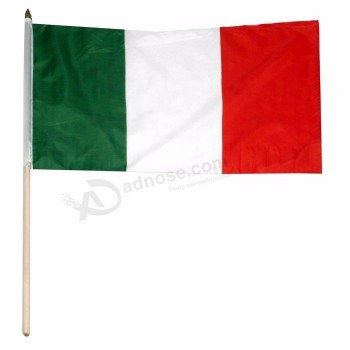 プロモーション安いカスタムスポーツゲームファン応援小さなポリエステル国イタリアイタリア手持ち旗
