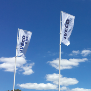 открытый летающий полиэстер iveco рекламный флаг производитель