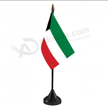 bandiera da tavolo da ufficio kuwait in poliestere di piccole dimensioni