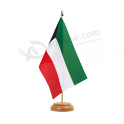 Decorative Kuwait Desk Flag Kuwait Table Top Flag with Base