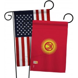bandiere del Kirghizistan di The World nazionalità impressioni decorative verticali 13 
