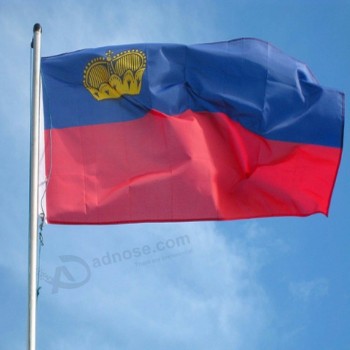 Bandera nacional de Liechtenstein 3x5 pies colgando