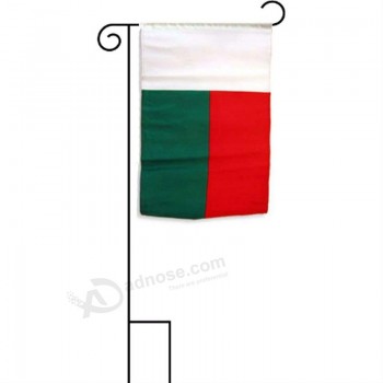 Bandera de poliéster con mangas de Madagascar de 12 