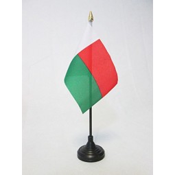 madagaskar tischfahne 4 '' x 6 '' - madagaskanische tischfahne 15 x 10 cm - goldene speerspitze