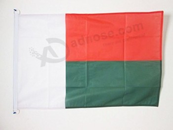 マダガスカル航海旗18 '' x 12 ''-マダガスカル旗30 x 45 cm-ボート用バナー12x18