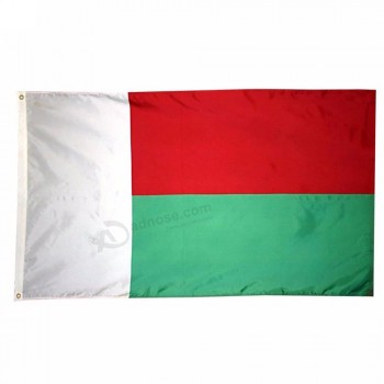 Venta al por mayor 3 * 5FT impresión de seda de poliéster colgando bandera nacional de madagascar bandera de todo tamaño país personalizado