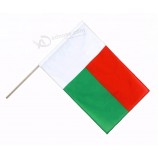 fabriek aangepaste goedkope natie madagascar hand vlag met stok