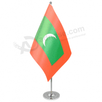 Printed small national flag Maldives desk flag