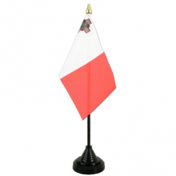 kundenspezifisches Drucken der Malta-Landautofensterflagge mit Haltern