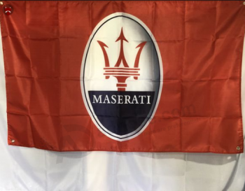 ferrari tentoonstelling vlag buiten maserati reclamebanner