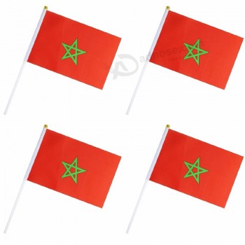 atacado mão bandeira de marrocos com poste de plástico para a copa do mundo