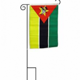 莫桑比克国家花园标志院子里装饰莫桑比克国旗