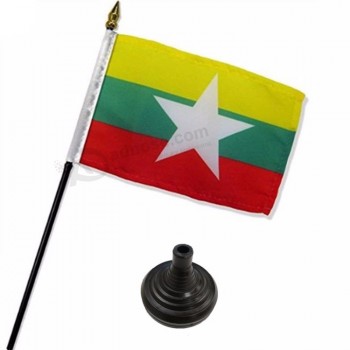 Al por mayor color claro impreso no se desvanece bandera de mesa myanmar