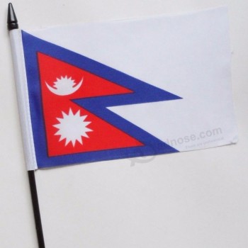 billige kundenspezifische Polyester Nepal Hand wehende Flaggen