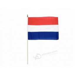 Hochwertiger Druck Hitzeschnitt Niederlande Hand wehende Fahnen / Mini-Landesflagge mit Pfosten