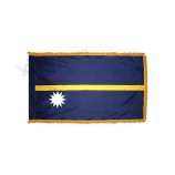 Nauru-vlag - binnen en parade met franje
