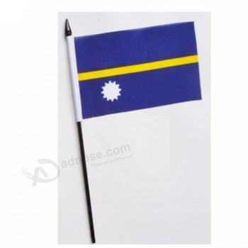 оптом пользовательские мини страна науру национальный ручной развевающийся флаг