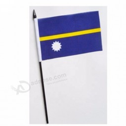 Großhandel benutzerdefinierte Mini Land Nauru nationale Hand wehende Flagge