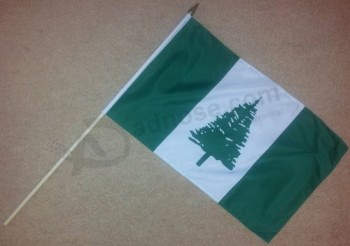 ノーフォーク島の大きな手旗-2フィートの木の棒に袖のポリエステル旗