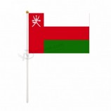 corto tiempo de envío Nueva llegada oman bandera nacional de la mano del logotipo