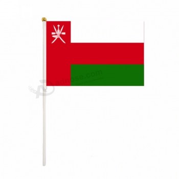 corto tiempo de envío Nueva llegada oman bandera nacional de la mano del logotipo
