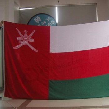Vente en gros personnalisé drapeau national d’Oman avec haute qualité