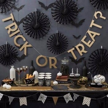 Décoration de fête d’Halloween 3D Bat Spooky Bunting et Tassel Kit