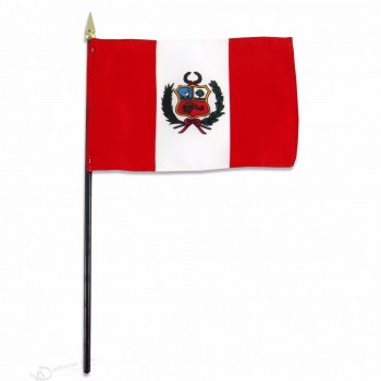 imprimé extérieur Pérou drapeau tenu en gros