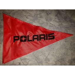 Drapeau UTV POLARIS Red Triangle. Convient aux poteaux et fouets réguliers et lumineux