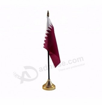 カタールテーブル国旗デスクトップフラグ