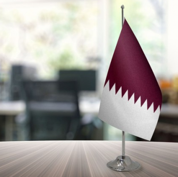 Office Small Size Polyester Qatar Desk Table Flag